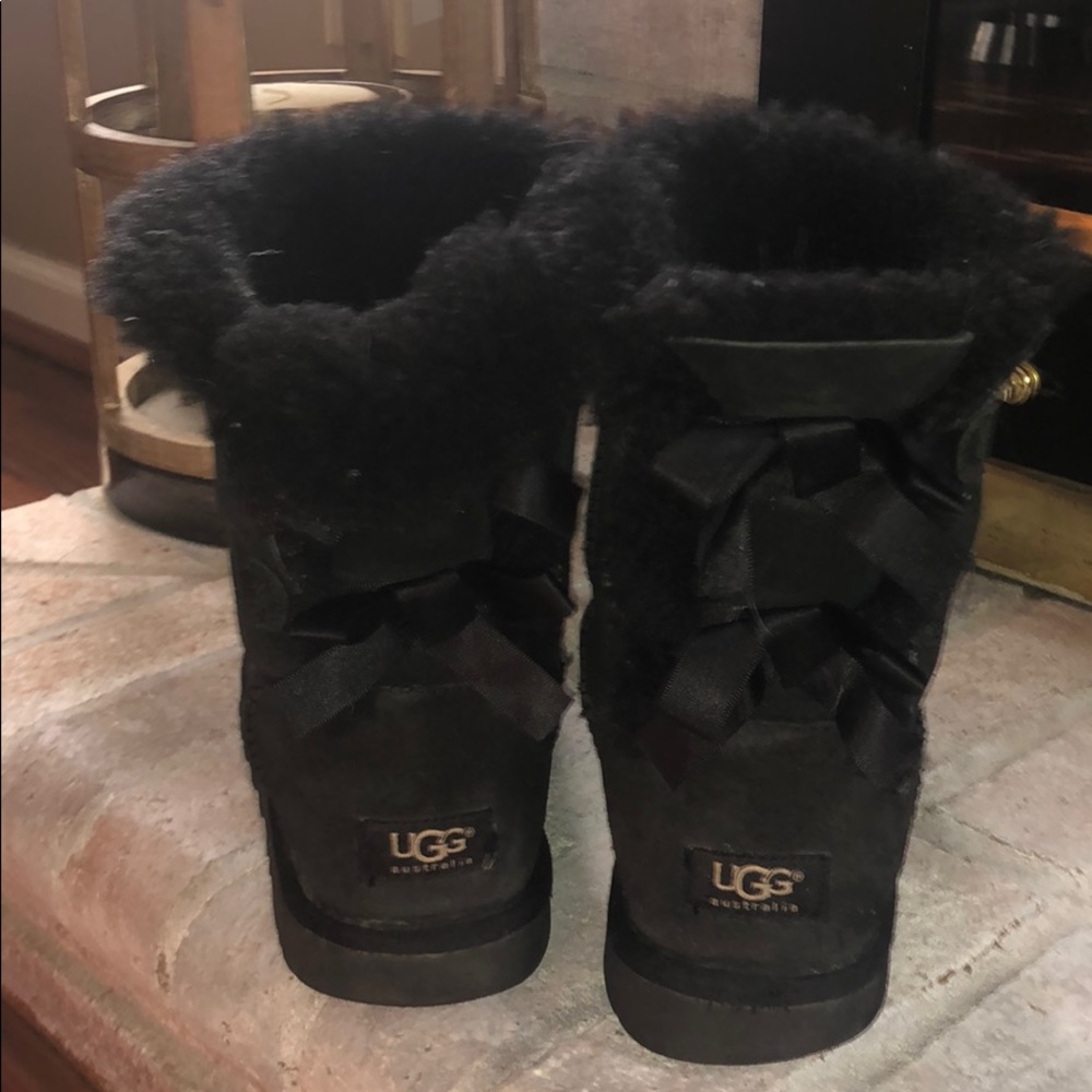 Bailey bow ugg boots size 7